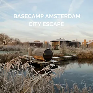**** Hotel Basecamp Holland