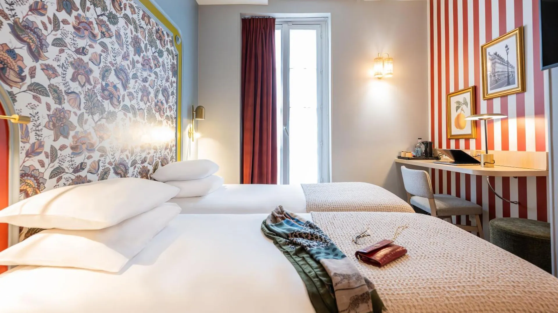 Mercure Paris Notre Dame Saint Germain Des Pres 4*,