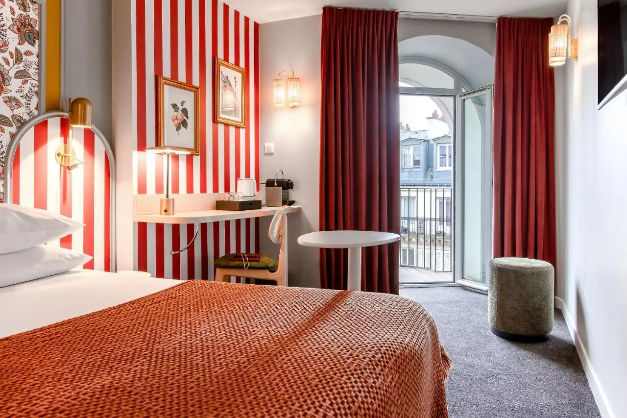 Отель Mercure Paris Notre Dame Saint Germain Des Pres